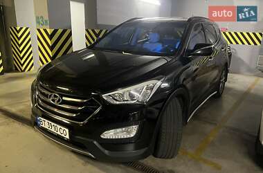 Позашляховик / Кросовер Hyundai Santa FE 2013 в 