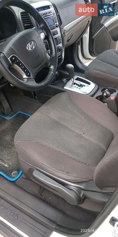 Позашляховик / Кросовер Hyundai Santa FE 2010 в Запоріжжі