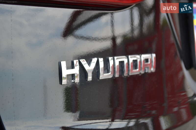 Позашляховик / Кросовер Hyundai Santa FE 2012 в Вінниці