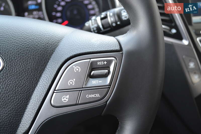 Позашляховик / Кросовер Hyundai Santa FE 2012 в Вінниці