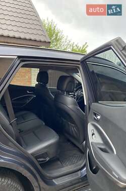 Внедорожник / Кроссовер Hyundai Santa FE 2013 в 