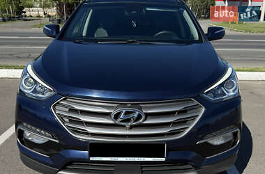 Внедорожник / Кроссовер Hyundai Santa FE 2016 в 