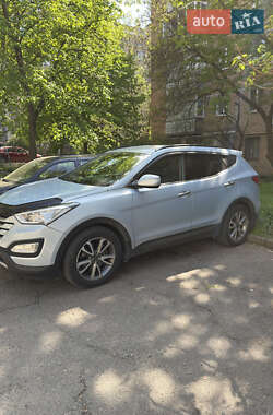 Внедорожник / Кроссовер Hyundai Santa FE 2014 в 