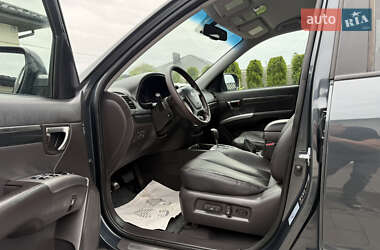 Позашляховик / Кросовер Hyundai Santa FE 2012 в 