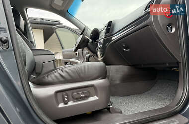 Позашляховик / Кросовер Hyundai Santa FE 2012 в 