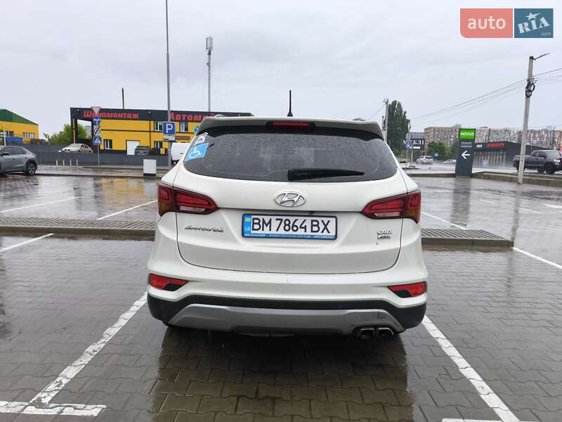 Позашляховик / Кросовер Hyundai Santa FE 2015 в Києві