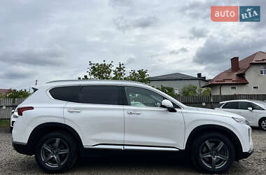 Внедорожник / Кроссовер Hyundai Santa FE 2019 в 