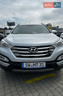 Позашляховик / Кросовер Hyundai Santa FE 2015 в Чернівцях