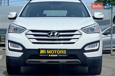 Внедорожник / Кроссовер Hyundai Santa FE 2014 в 
