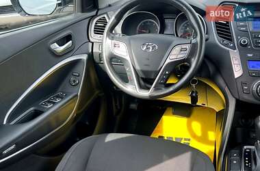 Внедорожник / Кроссовер Hyundai Santa FE 2014 в 