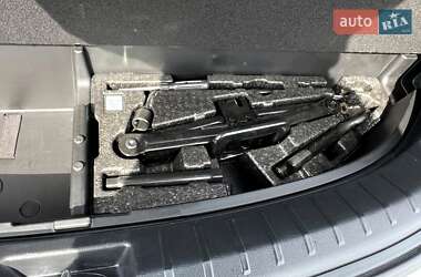 Внедорожник / Кроссовер Hyundai Santa FE 2014 в 