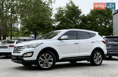 Внедорожник / Кроссовер Hyundai Santa FE 2012 в 