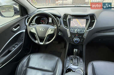 Внедорожник / Кроссовер Hyundai Santa FE 2012 в 