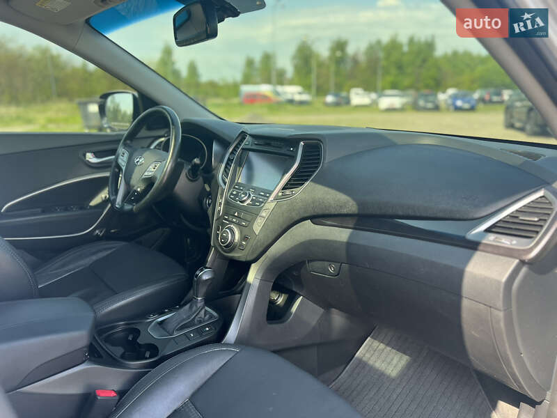 Позашляховик / Кросовер Hyundai Santa FE 2013 в Львові