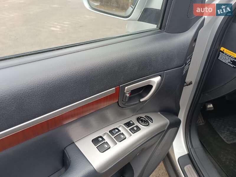 Внедорожник / Кроссовер Hyundai Santa FE 2009 в Луцке