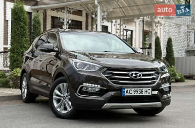 Позашляховик / Кросовер Hyundai Santa FE 2017 в 