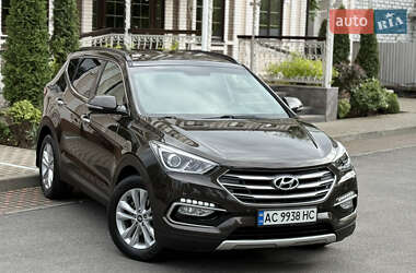Позашляховик / Кросовер Hyundai Santa FE 2017 в 