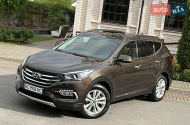Позашляховик / Кросовер Hyundai Santa FE 2017 в 