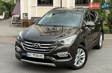 Позашляховик / Кросовер Hyundai Santa FE 2017 в 