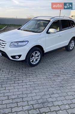 Позашляховик / Кросовер Hyundai Santa FE 2011 в 