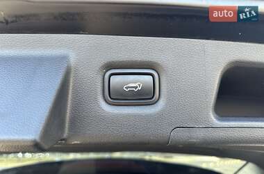 Внедорожник / Кроссовер Hyundai Santa FE 2020 в 