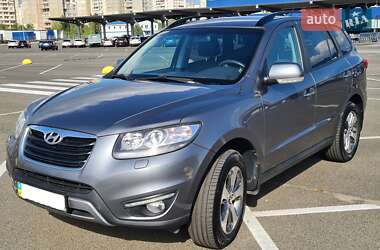 Внедорожник / Кроссовер Hyundai Santa FE 2012 в Киеве