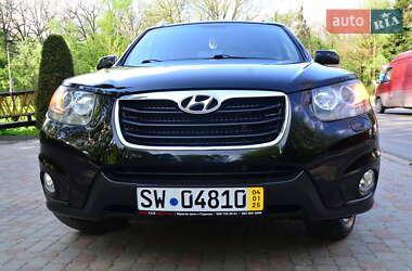 Позашляховик / Кросовер Hyundai Santa FE 2012 в 