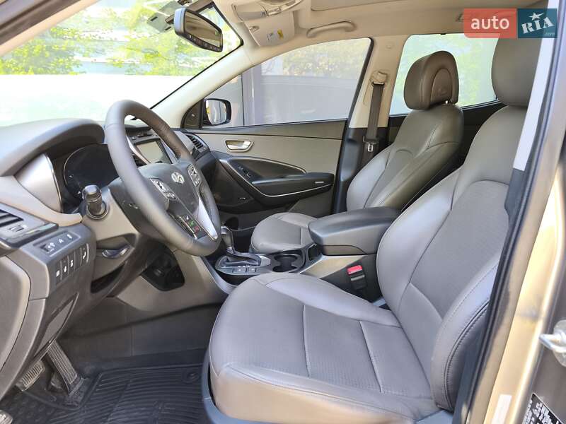 Позашляховик / Кросовер Hyundai Santa FE 2013 в Дніпрі