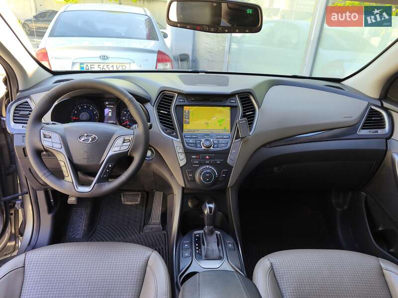 Позашляховик / Кросовер Hyundai Santa FE 2013 в Дніпрі