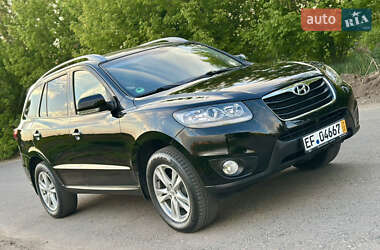 Позашляховик / Кросовер Hyundai Santa FE 2011 в 