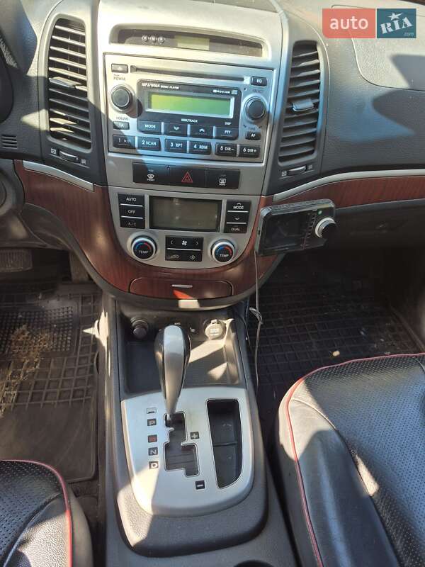 Позашляховик / Кросовер Hyundai Santa FE 2006 в Володимирці