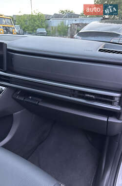 Внедорожник / Кроссовер Hyundai Santa FE 2024 в 