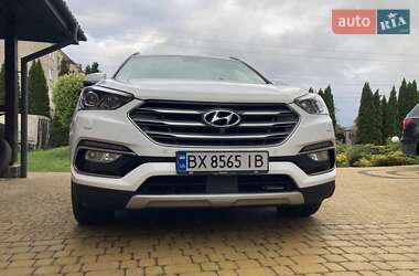 Внедорожник / Кроссовер Hyundai Santa FE 2015 в 