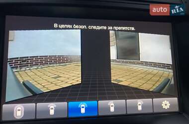 Внедорожник / Кроссовер Hyundai Santa FE 2015 в 