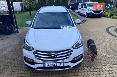 Внедорожник / Кроссовер Hyundai Santa FE 2015 в 