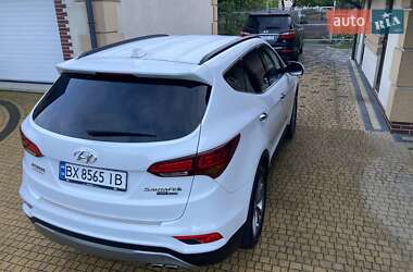 Внедорожник / Кроссовер Hyundai Santa FE 2015 в 
