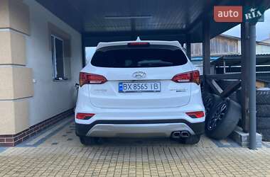 Внедорожник / Кроссовер Hyundai Santa FE 2015 в 