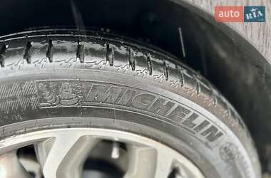 Внедорожник / Кроссовер Hyundai Santa FE 2014 в 