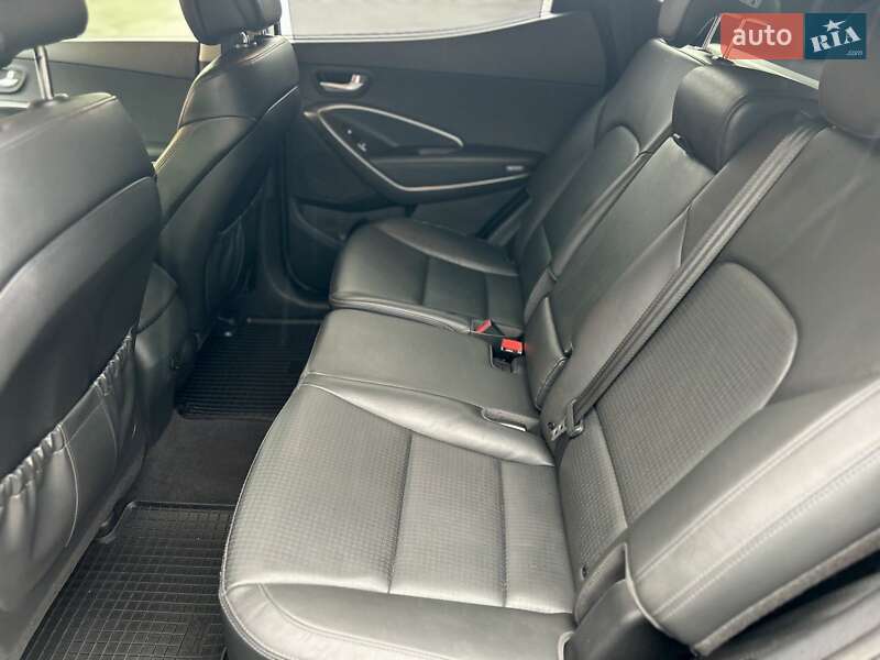 Позашляховик / Кросовер Hyundai Santa FE 2014 в Харкові