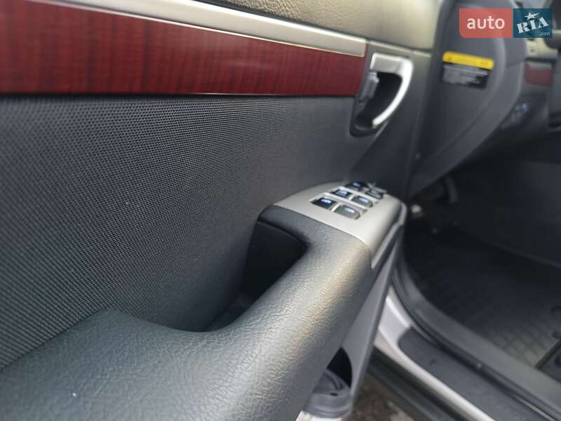 Позашляховик / Кросовер Hyundai Santa FE 2007 в Харкові