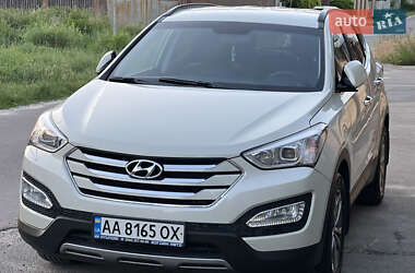 Внедорожник / Кроссовер Hyundai Santa FE 2015 в 