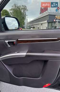 Внедорожник / Кроссовер Hyundai Santa FE 2012 в 