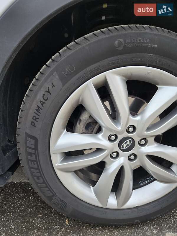 Позашляховик / Кросовер Hyundai Santa FE 2014 в Вінниці