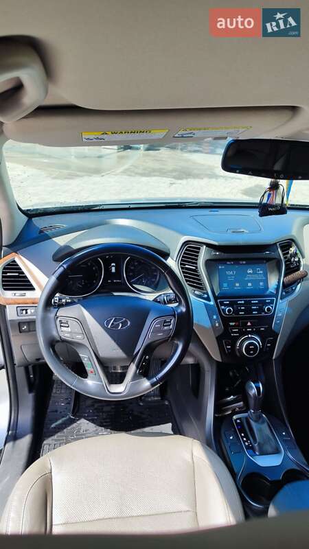 Внедорожник / Кроссовер Hyundai Santa FE 2017 в Львове