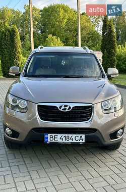 Позашляховик / Кросовер Hyundai Santa FE 2011 в 