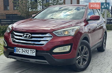 Внедорожник / Кроссовер Hyundai Santa FE 2015 в 