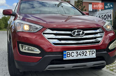 Внедорожник / Кроссовер Hyundai Santa FE 2015 в 