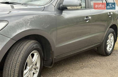Внедорожник / Кроссовер Hyundai Santa FE 2012 в 