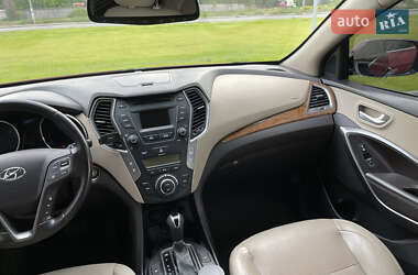 Внедорожник / Кроссовер Hyundai Santa FE 2014 в 