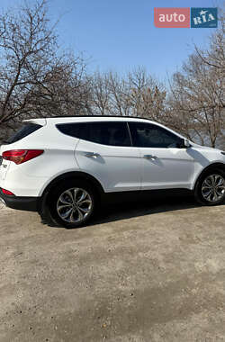 Позашляховик / Кросовер Hyundai Santa FE 2012 в 